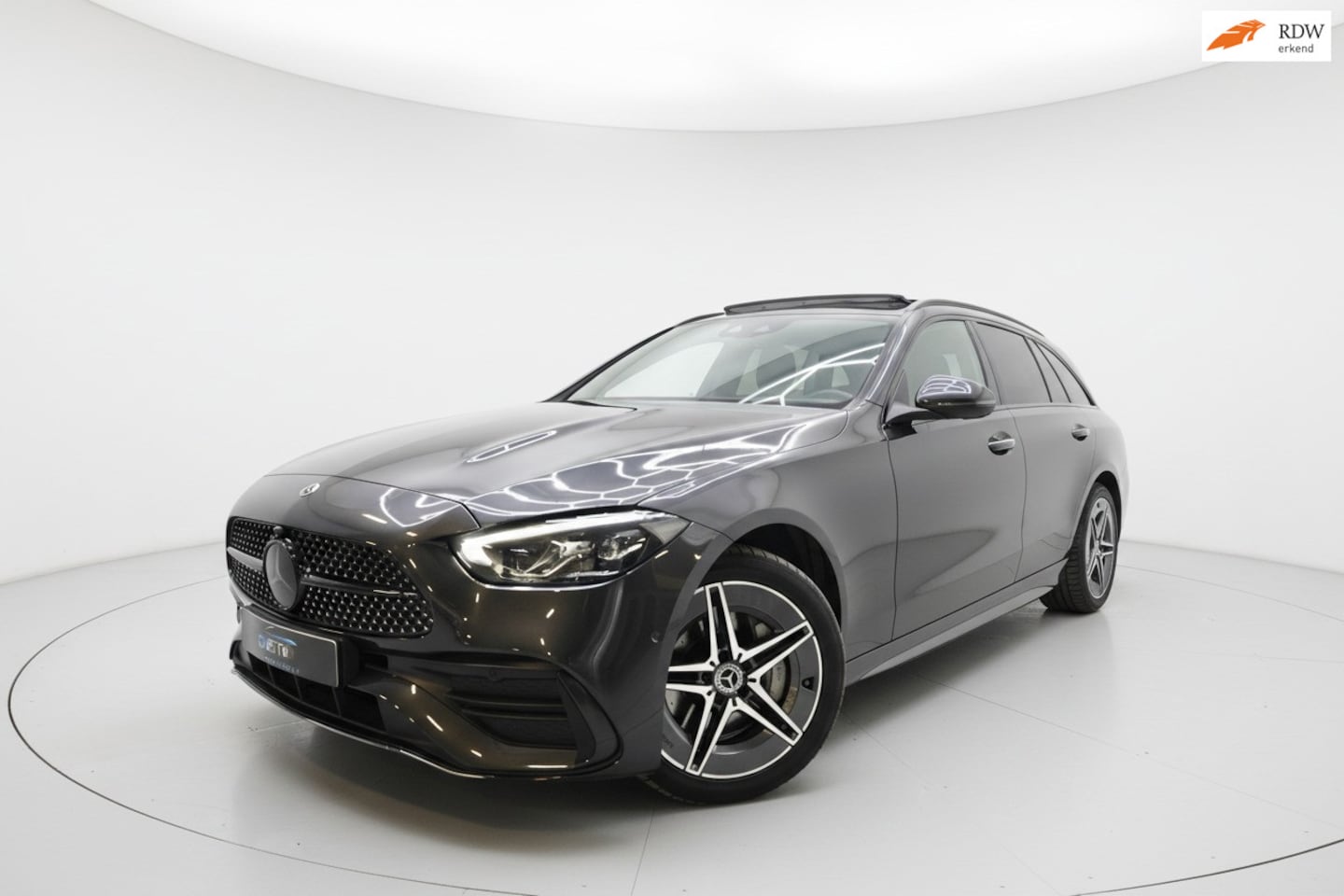 Mercedes-Benz C-klasse Estate - 300 e AMG NIGHT CAMERA PANO - AutoWereld.nl