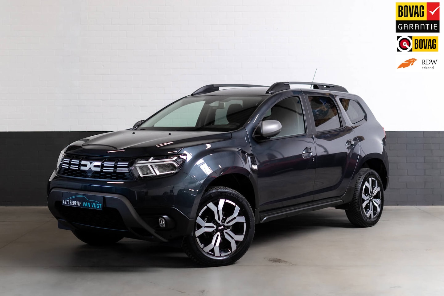 Dacia Duster - 1.3 TCe 130 verwarmde stoelen, PDC, camera, climate ect. - AutoWereld.nl