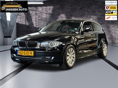 BMW 1-serie - 118i EffDyn. Ed. Business Line Ultimate Edition / Leder / Cruise / Climate / Sportstoelen