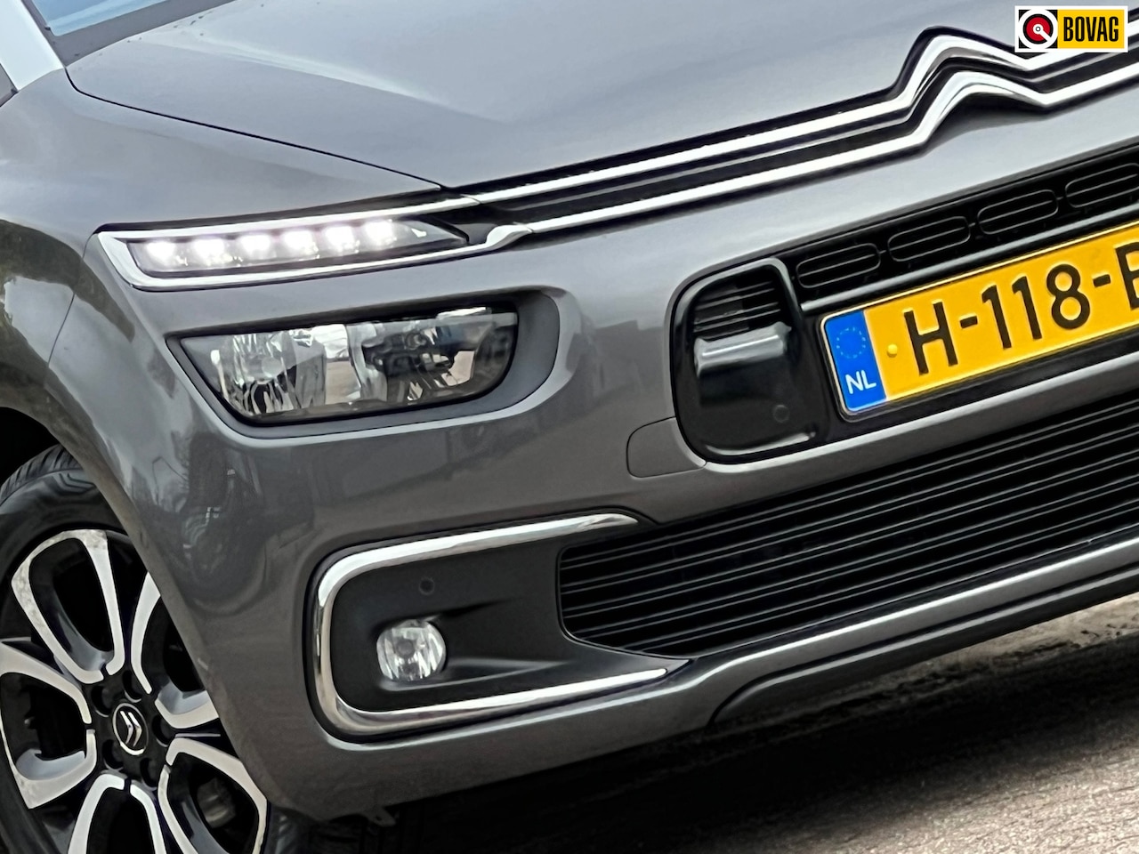 Citroën Grand C4 SpaceTourer - 1.2 PureTech Business - Gris Platinium - Carplay/Camera/7 zitter - AutoWereld.nl