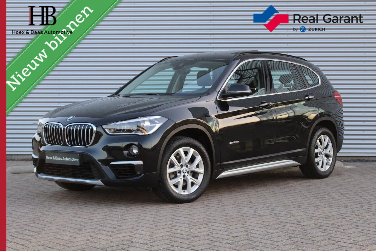 BMW X1 - sDrive18i Pano/Headup/Stoelverw/Leder/Sportstoelen - AutoWereld.nl