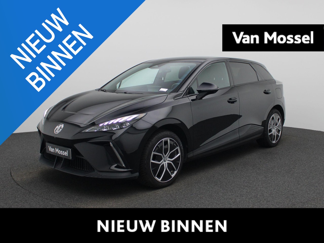 MG MG4 - Luxury Long Range 64 Kwh | Navi | Camera | Led Koplampen | Stoelverwarming | CarPlay | MG - AutoWereld.nl