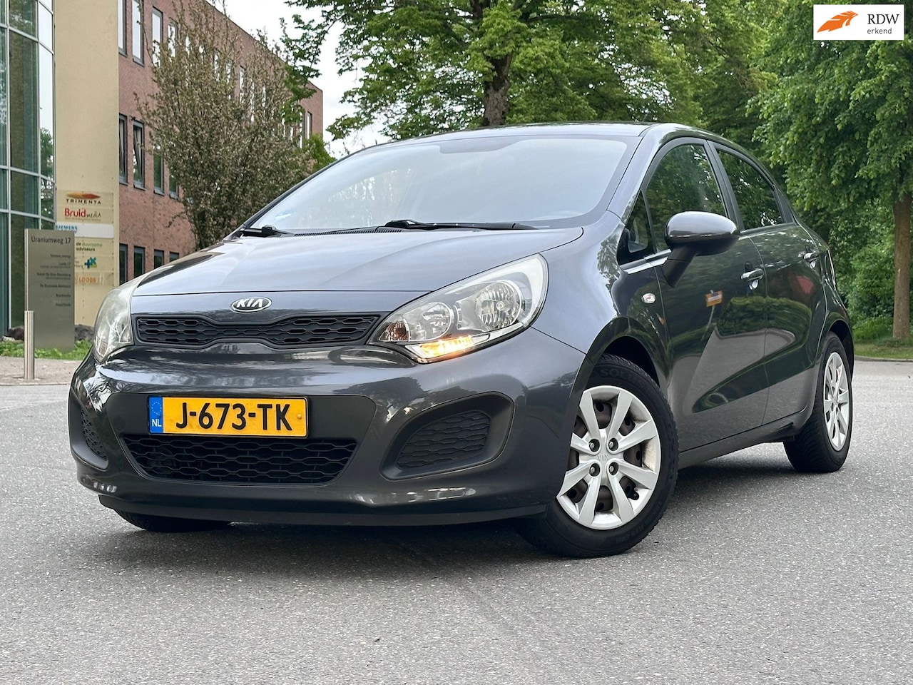 Kia Rio - 1.2 CVVT World Cup Edition 1.2 CVVT World Cup Edition - AutoWereld.nl