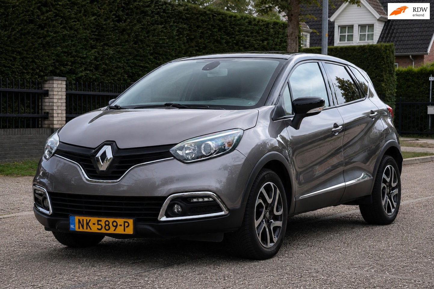Renault Captur - 0.9 TCe Dynamique | NAVI | CLIMA | CRUISE | CAMERA | TREKHAAK | NAP | ZEER MOOIE GOED ONDE - AutoWereld.nl