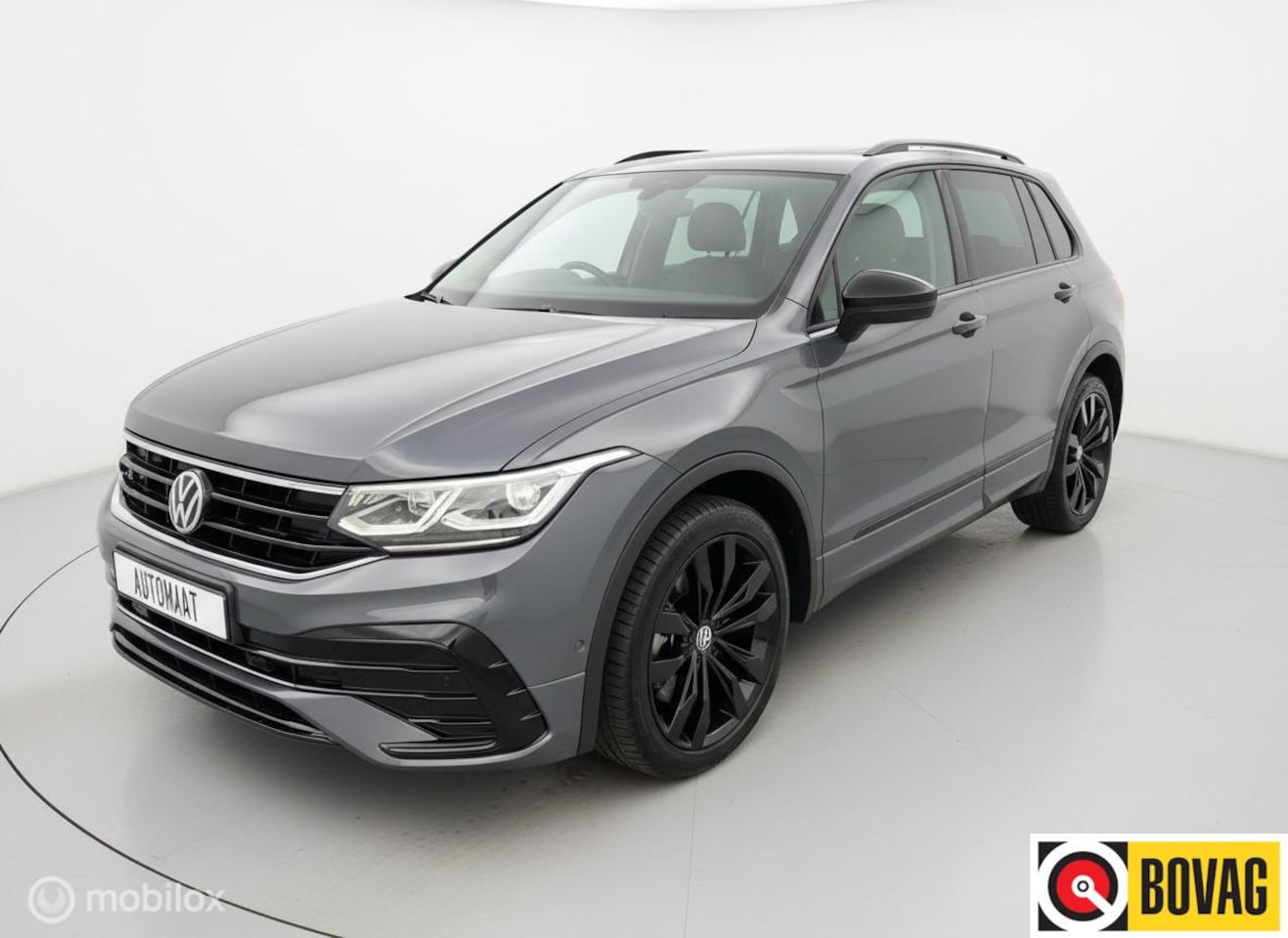 Volkswagen Tiguan - 1.4 TSI eHybrid I R-Line I 360 Camera I Black style - AutoWereld.nl