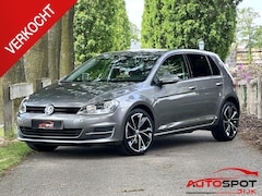 Volkswagen Golf - 1.2 TSI Trendline