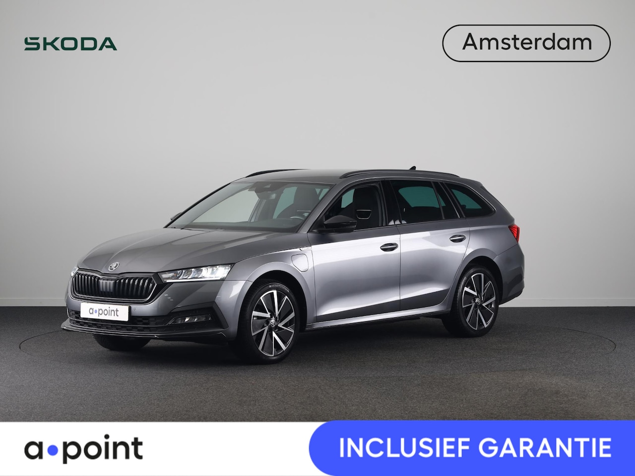 Skoda Octavia Combi - 1.4 TSI iV PHEV Sportline Business 204 pk Automaat (DSG) | Verlengde garantie | Navigatie - AutoWereld.nl