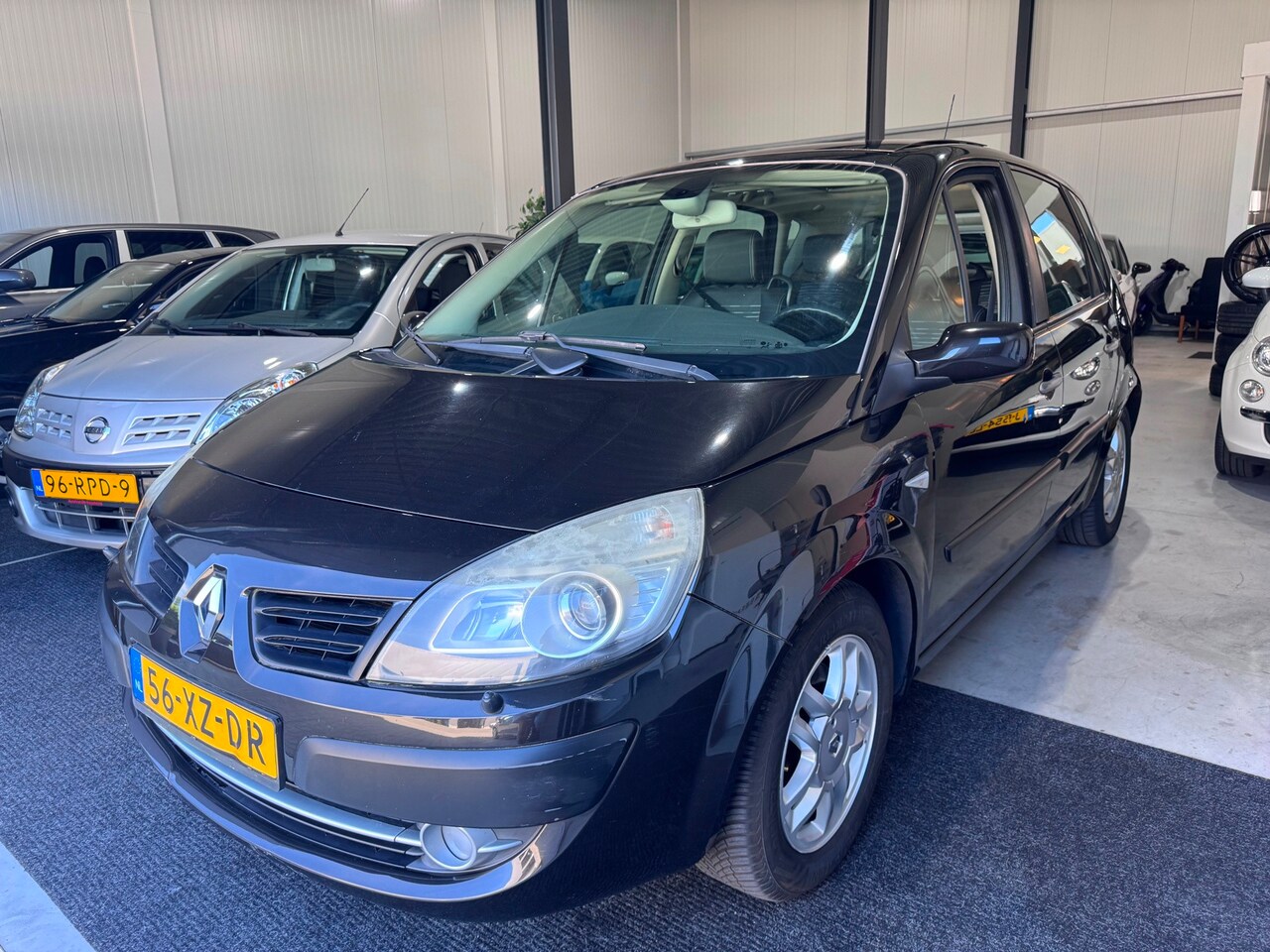 Renault Scénic - 2.0-16V Tech Line Pano automaat nap! - AutoWereld.nl