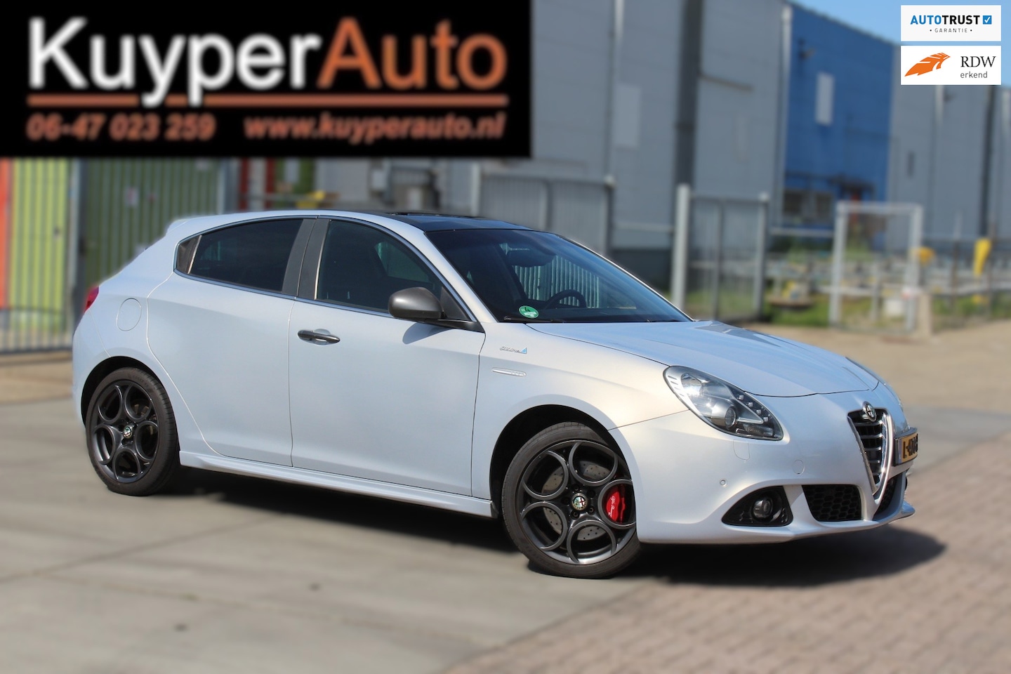 Alfa Romeo Giulietta - 1.4 Turbo Exclusive Q v line,, pano,,leder multimedia - AutoWereld.nl