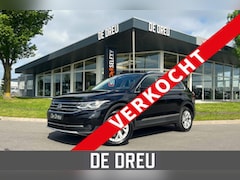Volkswagen Tiguan - 1.4 TSI eHybrid Elegance 245pk | PANO | TREKHAAK | CAMERA |