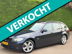 BMW 3-serie Touring - 318i RIJDGOED/AUTOMAAT/PANO/APK 6-27