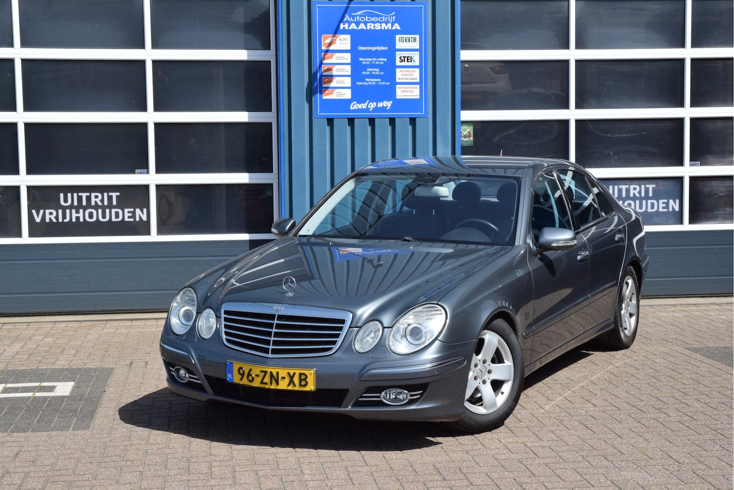 Mercedes-Benz E-klasse - 200 CDI Avantgarde Trekhaak Automaat - AutoWereld.nl