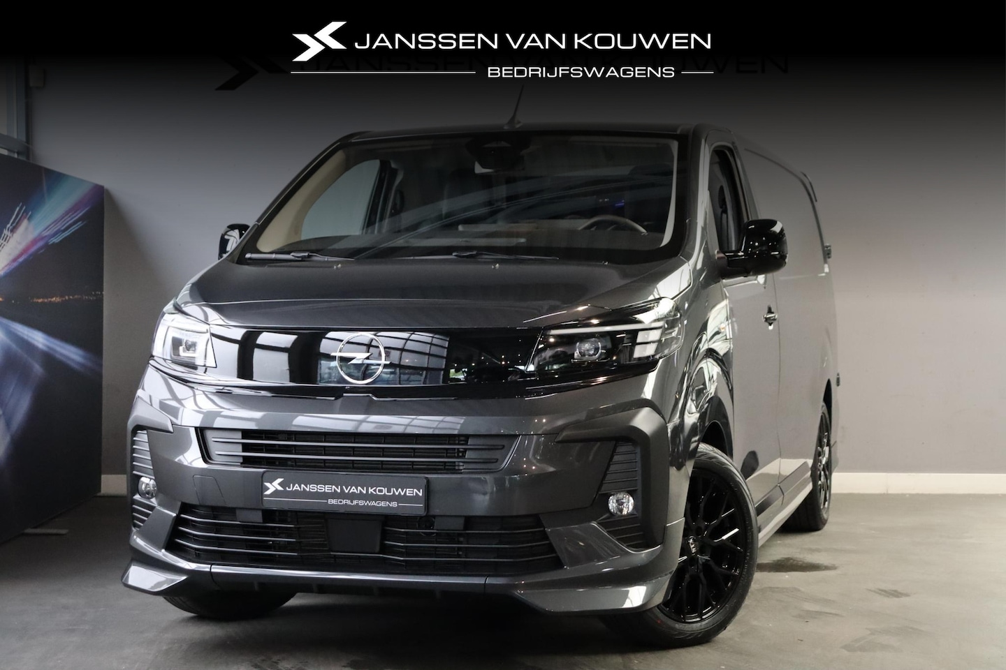 Opel Vivaro Electric - L3 75 kWh STX / 0% rente / 2+6 jaar garantie / nieuw te bestellen - AutoWereld.nl