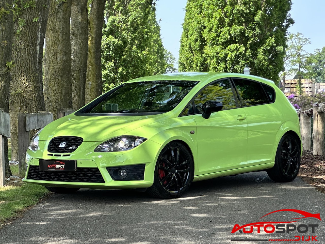 SEAT Leon - 2.0 TFSI Cupra R 2.0 TFSI Cupra R - AutoWereld.nl