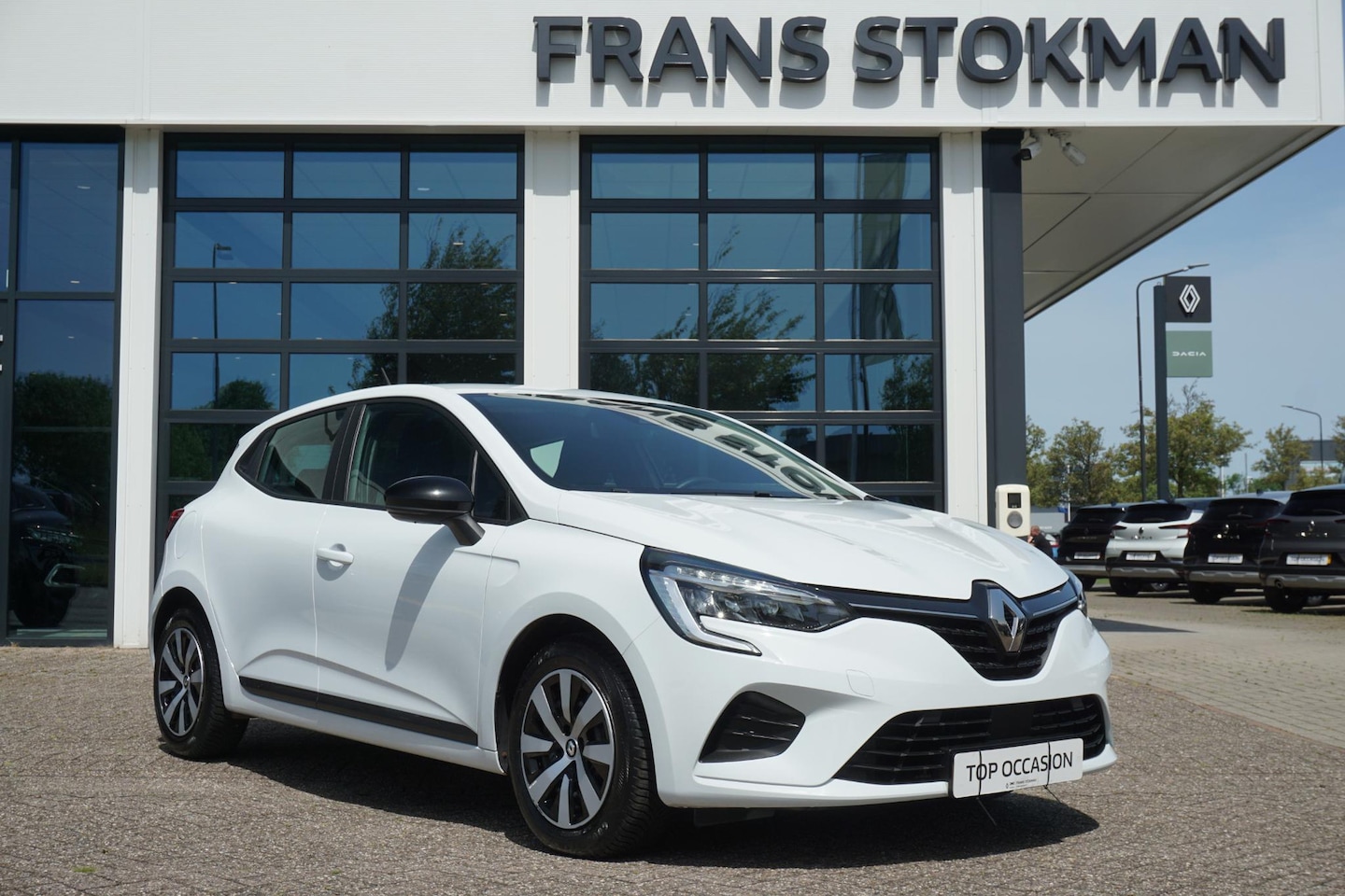 Renault Clio - 1.6 E-TECH Hybrid 145 Equilibre 1.6 E-Tech Hybrid 145 Equilibre - AutoWereld.nl