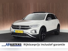 Volkswagen T-Roc - 1.5 TSI 150pk DSG Style Trekhaak Camera Panoramadak IQ.Light Stoelverwarming Carplay