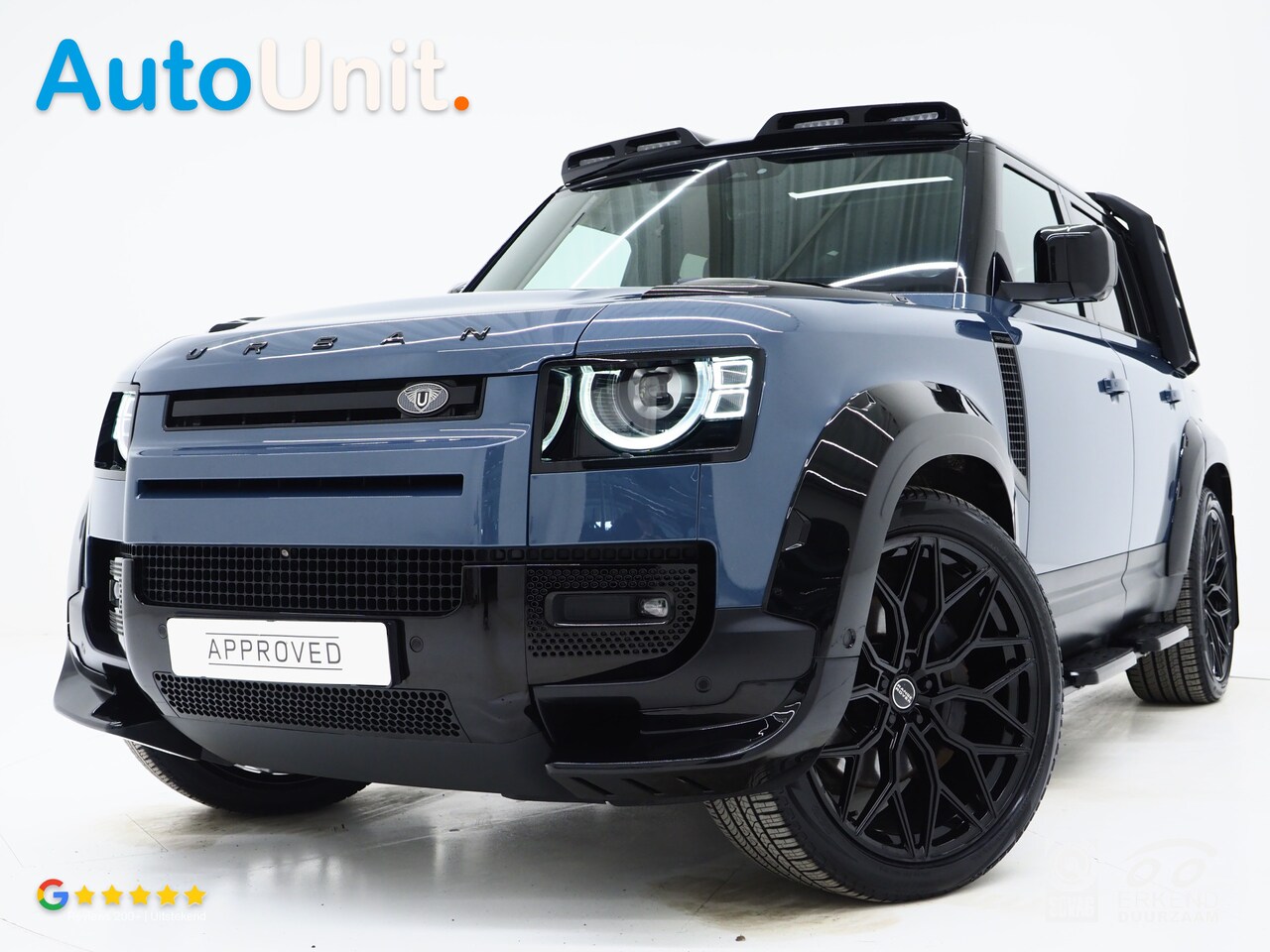 Land Rover Defender 110 - 2.0 P400e 110 Urban WideTrack Look | Panoramadak | Explorer Pack | Sidesteps | Lightbar | - AutoWereld.nl