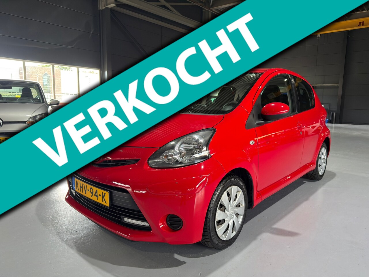 Toyota Aygo - 1.0 VVT-i Aspiration Dealer onderhouden|Navigatie|Bleutooth - AutoWereld.nl