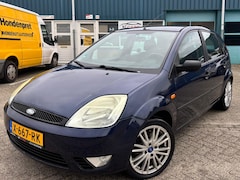 Ford Fiesta - 1.4-16V Ambiente | APK | LM Velgen | Airco | Trekhaak | Nieuwe koppeling |
