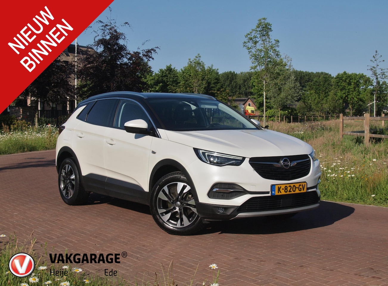 Opel Grandland X - 1.2 Turbo Ultimate | Apple Carplay | Cruise Control | Parkeersensoren | Leder-pakket | - AutoWereld.nl