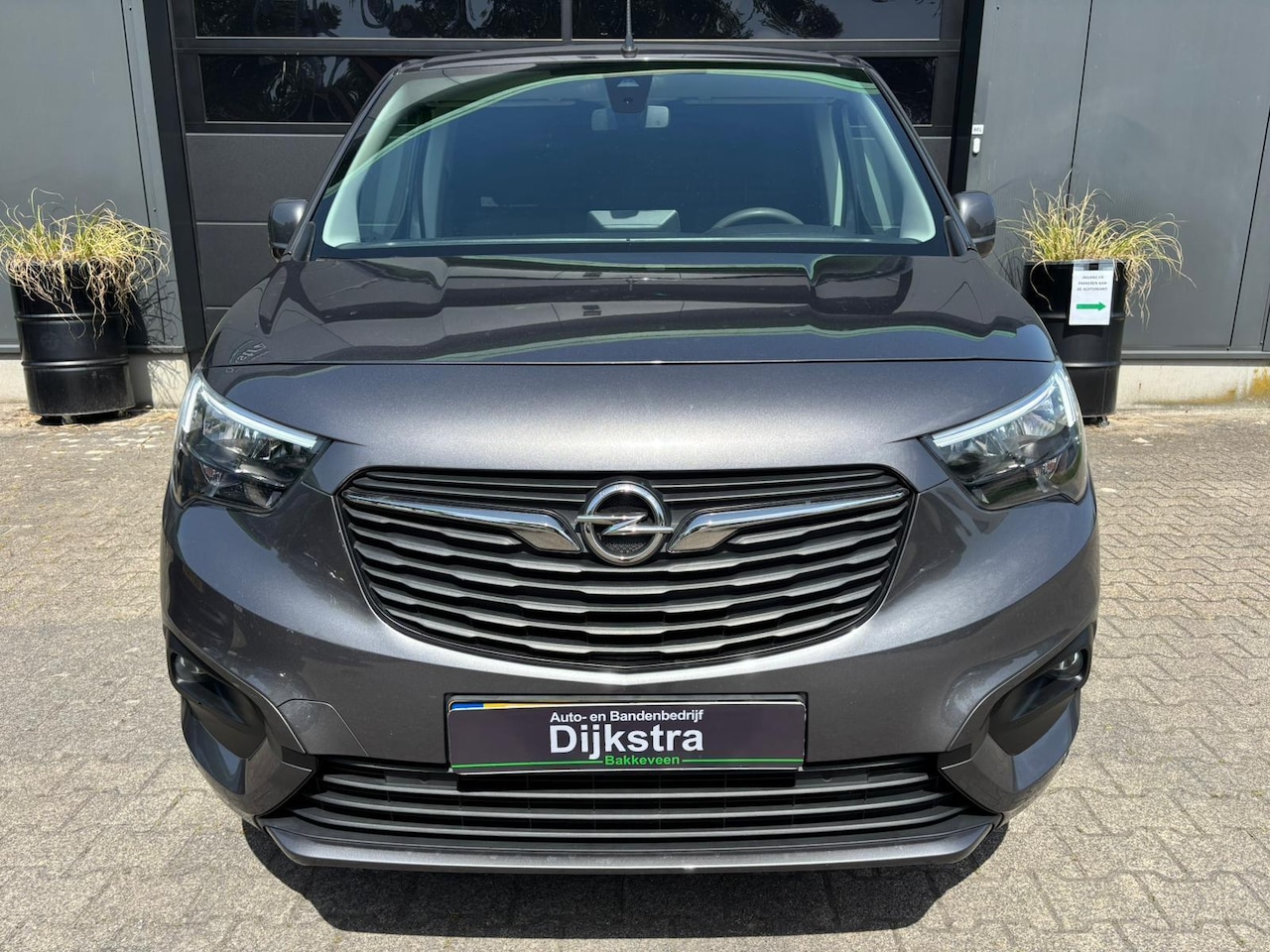 Opel Combo - 1.5D L1H1 Edition | Cruise Control | AppleCarPlay/AndroidAuto | PDC |