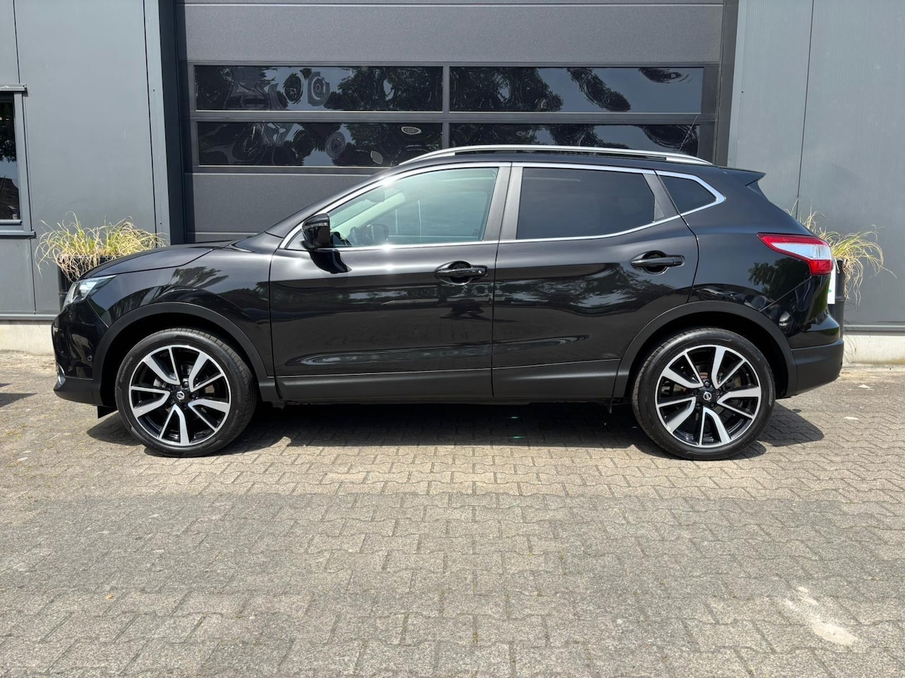 Nissan Qashqai - 1.2 Tekna | 360 Graden Camera | Climate Control | Cruise Control |