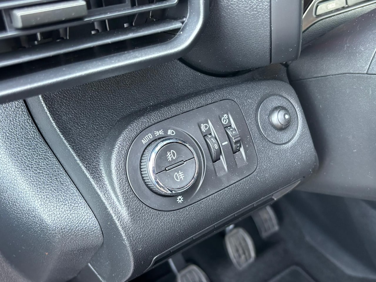 Opel Combo - 1.5D L1H1 Edition | Cruise Control | AppleCarPlay/AndroidAuto | PDC |