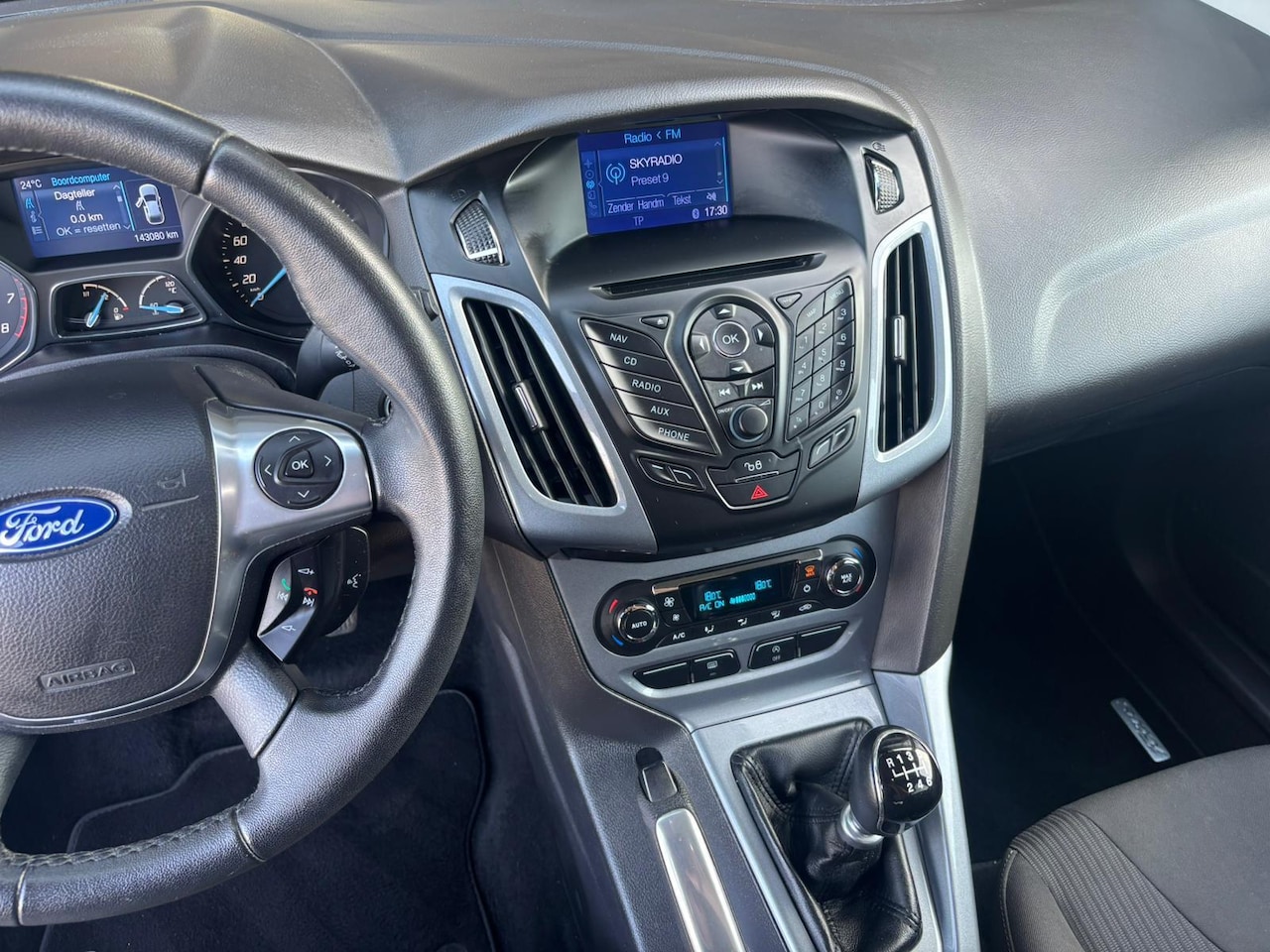 Ford Focus - 1.6 EcoBoost Trend | Climate Control | Cruise Control| Trekhaak |