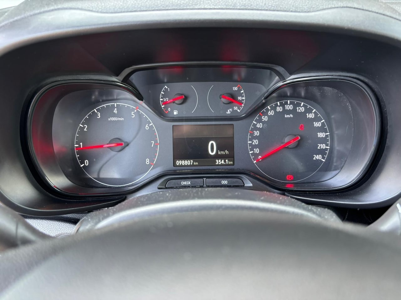 Opel Combo - 1.5D L1H1 Edition | Cruise Control | AppleCarPlay/AndroidAuto | PDC |