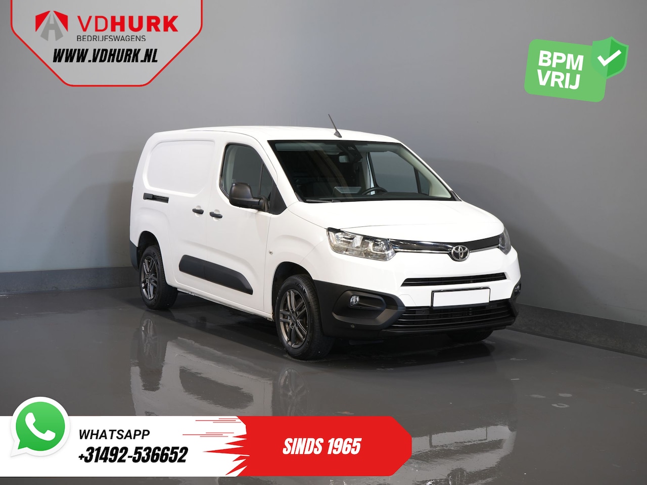 Toyota ProAce City - 1.5 D-4D 130 PK Aut. 3 Pers./ Carplay/ Airco/ Camera/ Standkachel/ LMV/ Trekhaak/ Cruise - AutoWereld.nl
