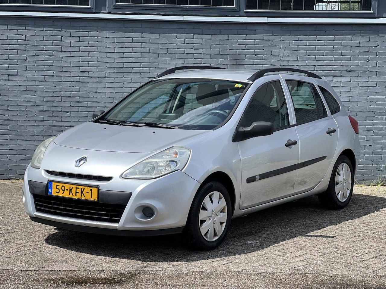Renault Clio Estate - 1.2 Nieuwe Apk - AutoWereld.nl