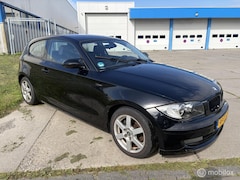 BMW 1-serie - 118i Executive