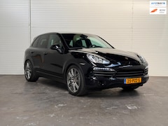 Porsche Cayenne - 4.8 S Luchtvering/ Schuifdak / Youngtimer / Mooie staat
