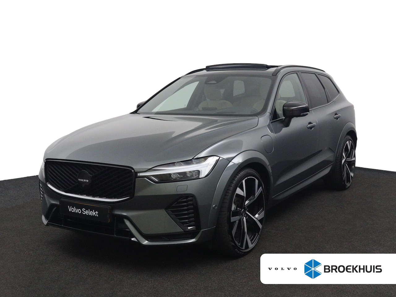Volvo XC60 - T8 Plug-in hybrid AWD Ultra Dark | Bowers&Wilkins | Luchtvering | 22 Inch | Gelaagd Glas | - AutoWereld.nl