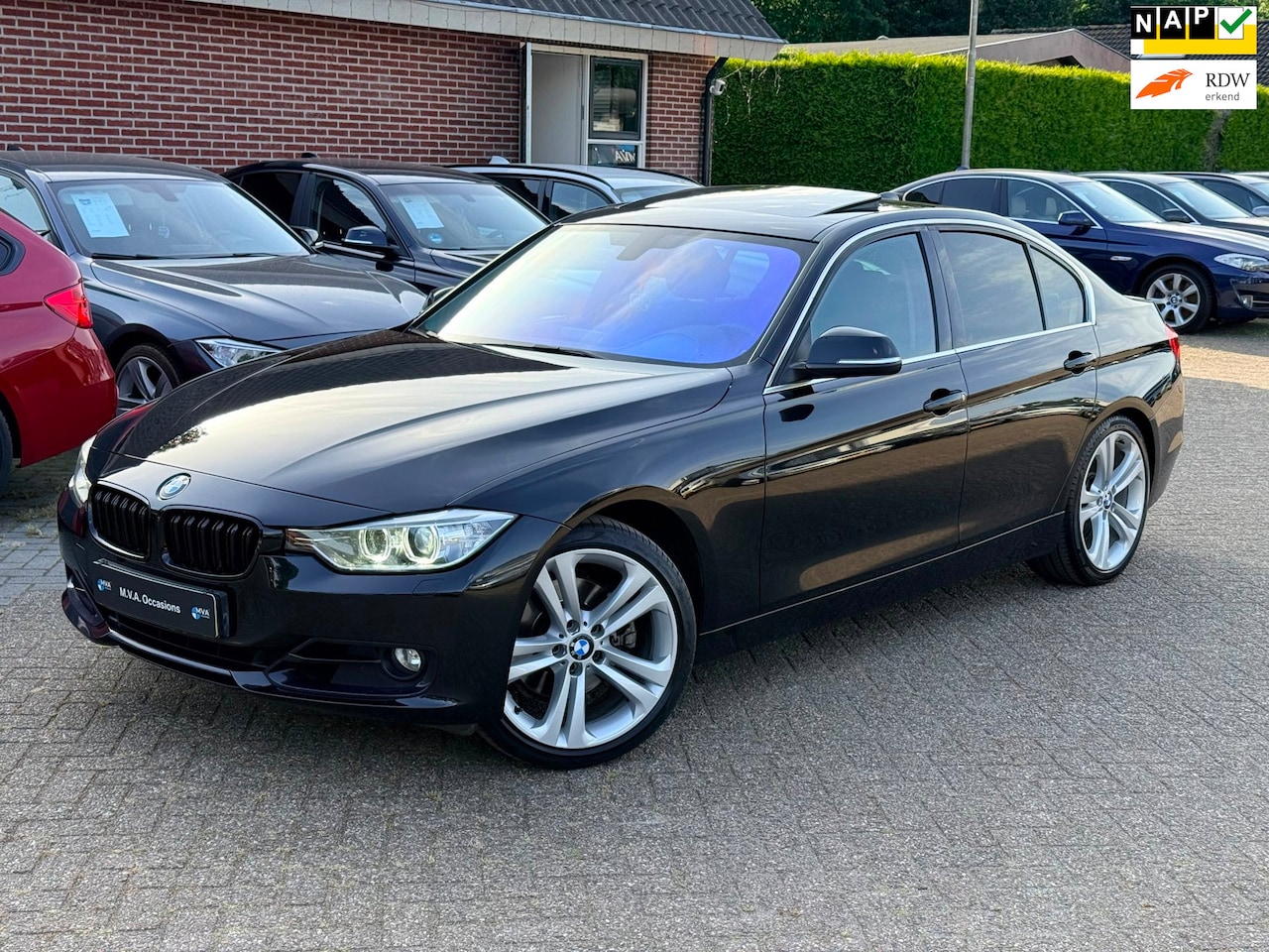 BMW 3-serie - 328i Executive Sport|Ketting vervangen|Cruise control|Flippers|Dakje|Airco|Navigatie|19 in - AutoWereld.nl