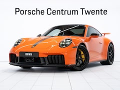 Porsche 911 - Carrera GTS