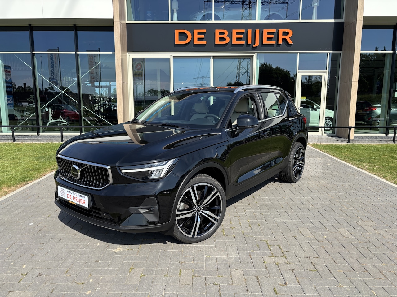 Volvo XC40 - 1.5 T5 Recharge Plus Bright Leder I A-Camera I Elek. klep - AutoWereld.nl
