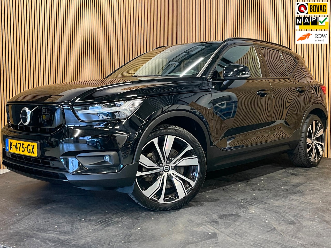 Volvo XC40 - Recharge P8 AWD R-Design|89% SOH|1/2 LEDER|ELEK.TREKHAAK+ACHTERKLEP|ACC|STUUR+STOELVERW V+ - AutoWereld.nl