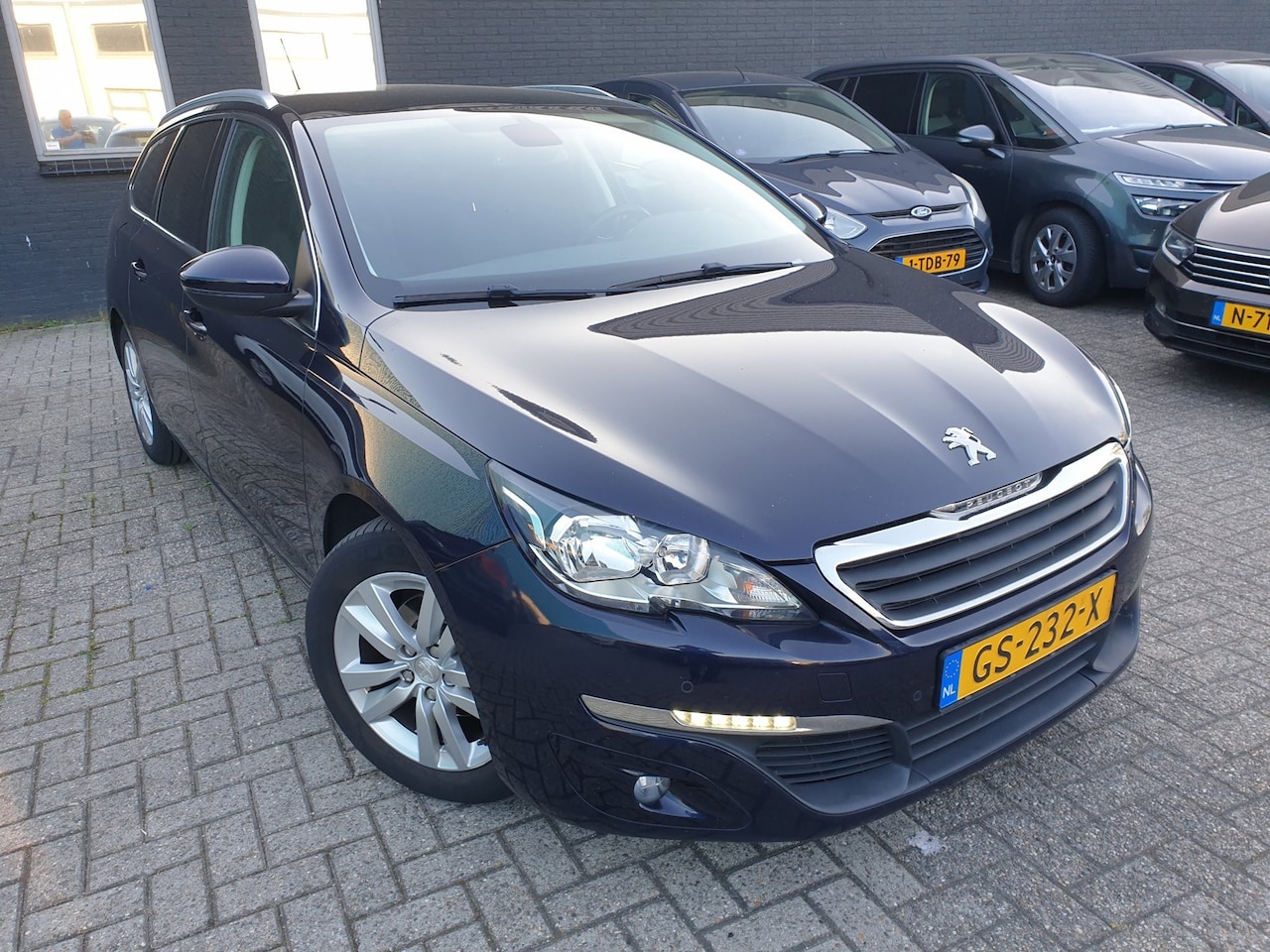 Peugeot 308 SW - 1.6 BlueHDI Blue Lease Executive Pack 1.6 BlueHDI Blue Lease Executive Pack - AutoWereld.nl