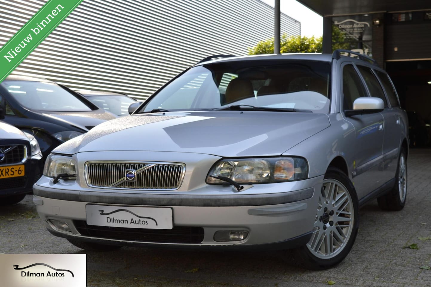Volvo V70 - 2.4 Edition II|Clima|Leder|Cruise|Trekhaak|Nap! - AutoWereld.nl