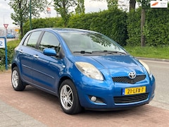 Toyota Yaris - 1.3 VVTi Aspiration | 5 deurs | airco