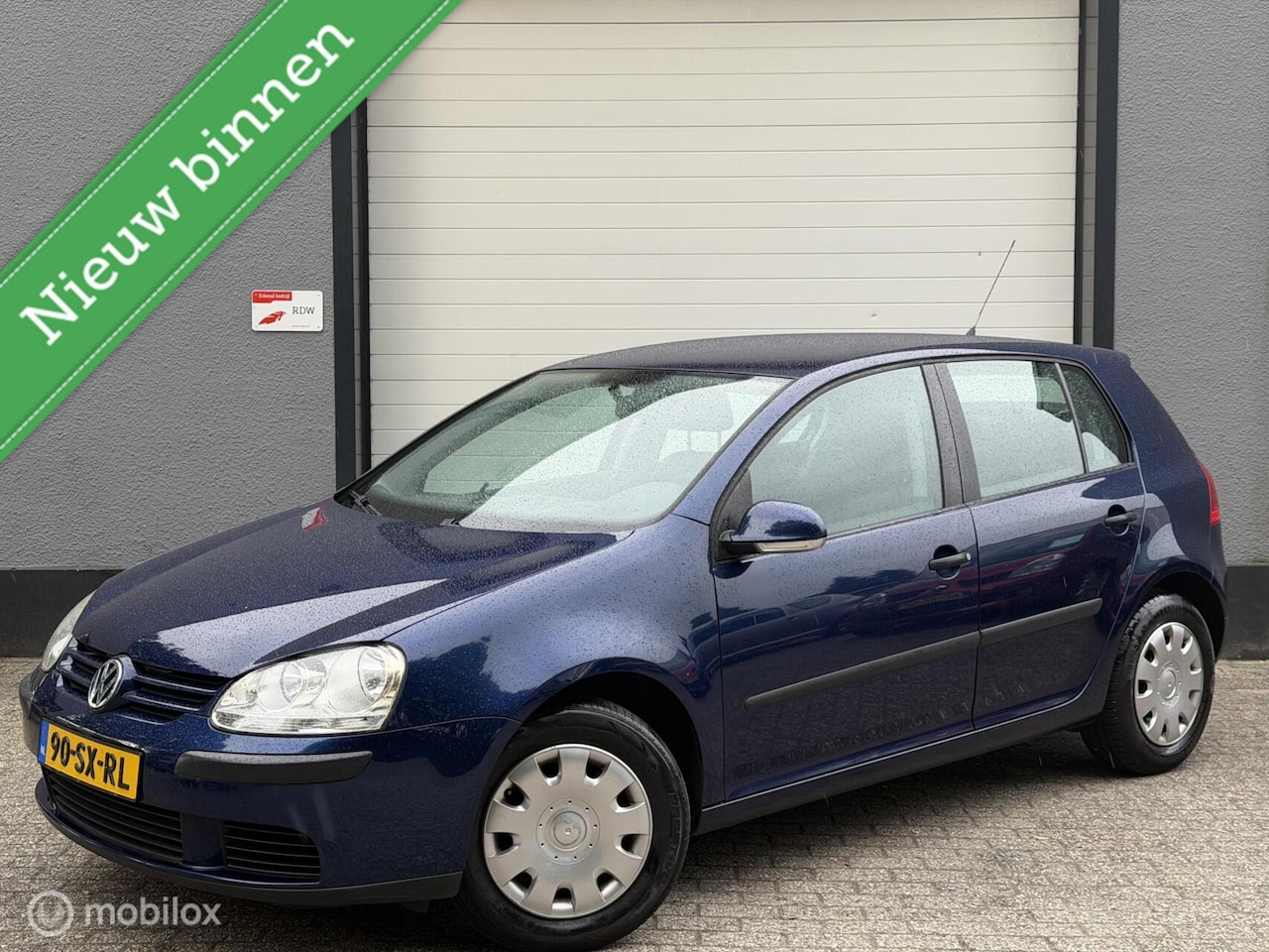 Volkswagen Golf - 1.6 FSI / NAP / Nette auto / 2 Sleutels / - AutoWereld.nl