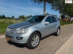 Mercedes-Benz M-klasse - 320 CDI Grijs Kenteken Nieuwe Apk