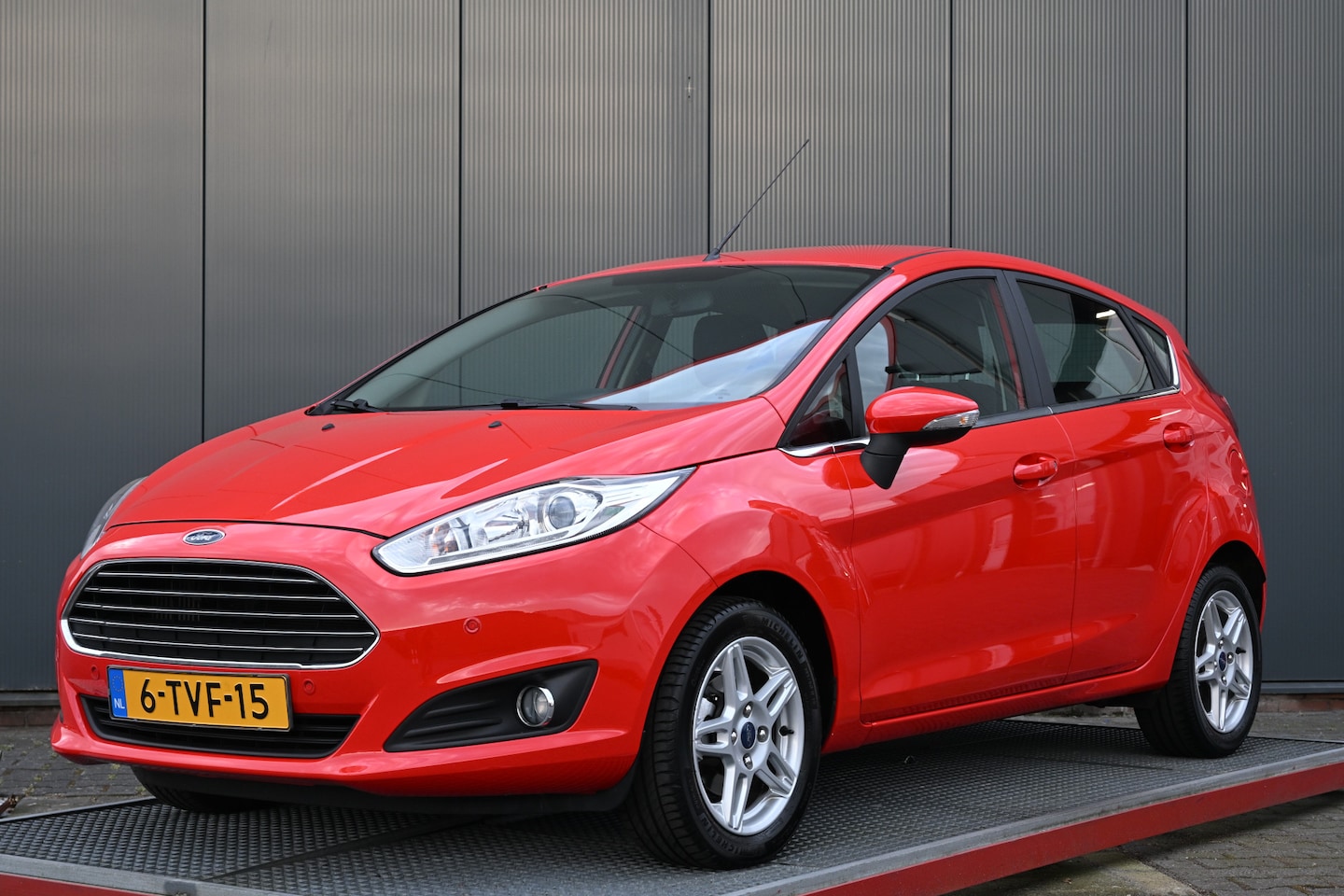 Ford Fiesta - 1.0 EcoBoost Titanium navigatie - AutoWereld.nl