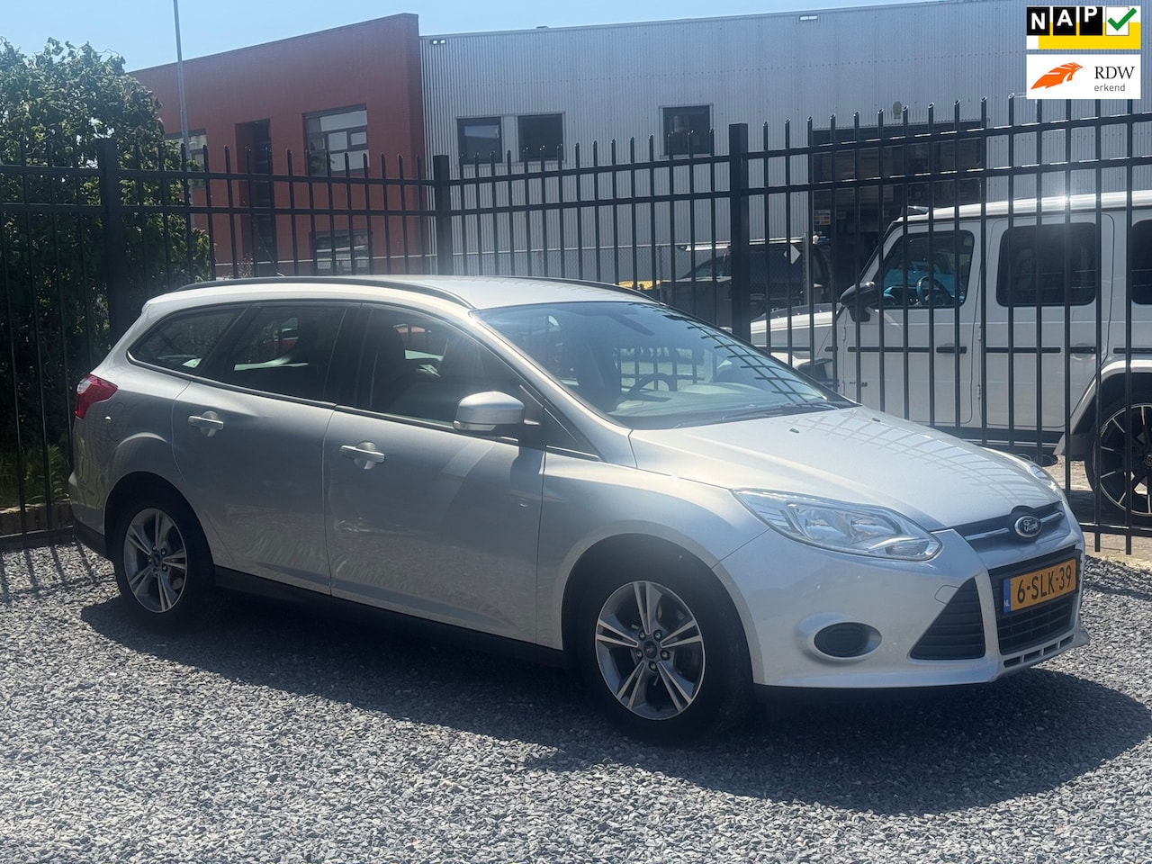 Ford Focus Wagon - 1.0 EcoBoost Edition AIRCO IJSKOUD!APK!KOOPJE! - AutoWereld.nl