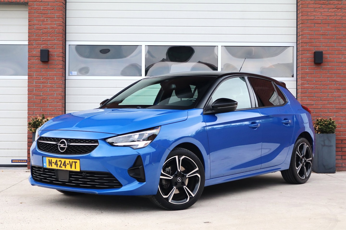 Opel Corsa - 1.2 130pk GS Line Automaat - Carplay - Keyless Dealeronderhouden - NL Auto - Led - Pdc - S - AutoWereld.nl