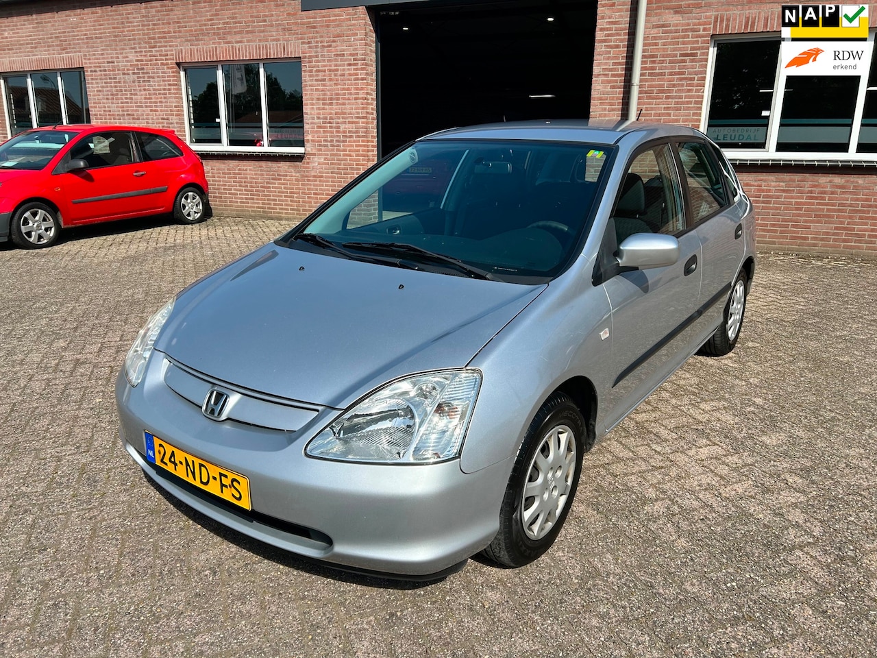 Honda Civic - 1.4i LS // Airco // APK 9-2-2027 - AutoWereld.nl