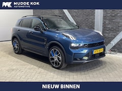 Lynk & Co 01 - 1.5 | Panoramadak | 360° Camera | Trekhaak | Dodehoekdetectie | Leder | 20 Inch