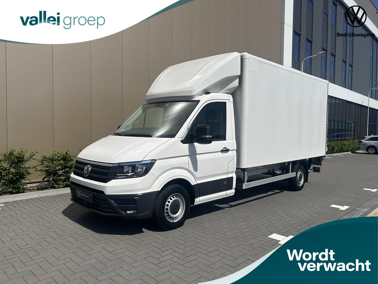 Volkswagen Crafter - 35 2.0 TDI 140 pk L4 Comfortline | 3-zits | Cruise Control | Verwarmbare voorruit | Vering - AutoWereld.nl