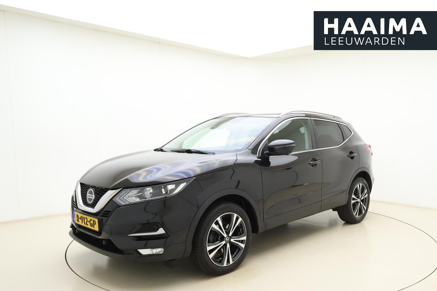 Nissan Qashqai - 1.3 DIG-T N-Connecta | Trekhaak | Panoramadak | Dakrails  Camera | Climate control | Keyle - AutoWereld.nl